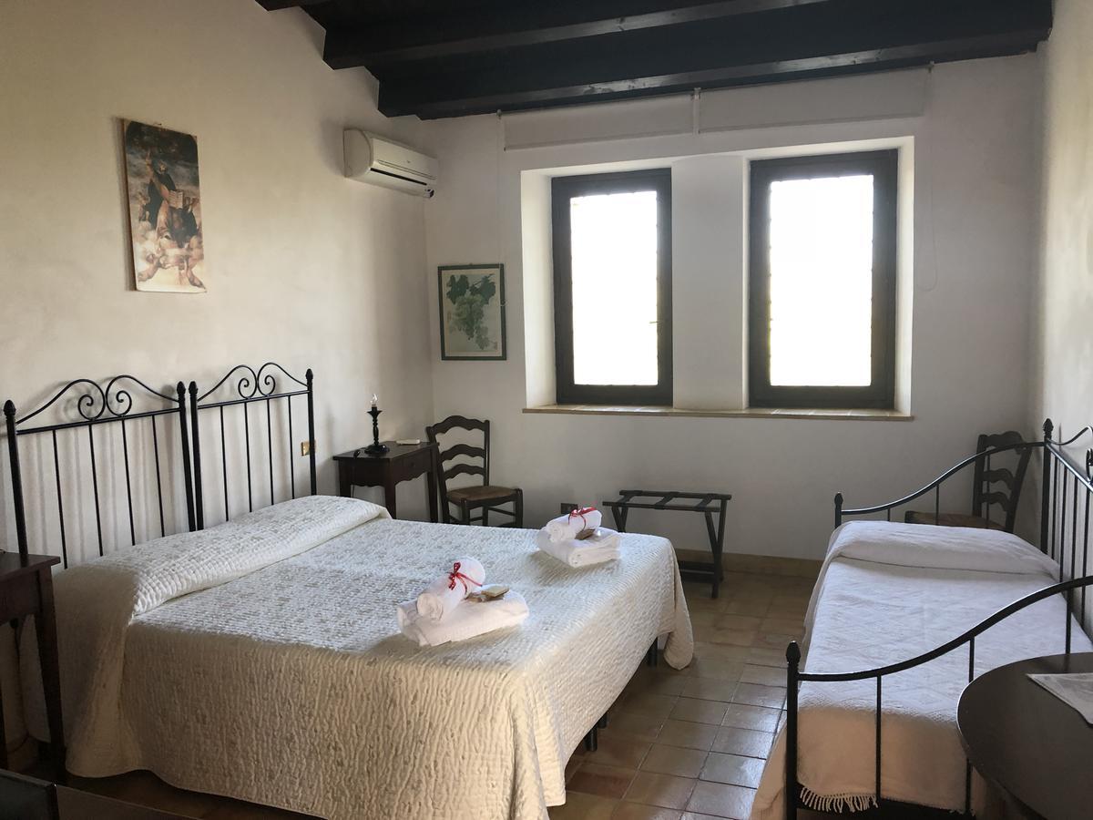 Отель Baglio San Vincenzo Менфи Экстерьер фото
